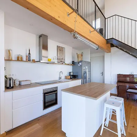 Vakantiehuis Tranquil Holiday In With Terrace
