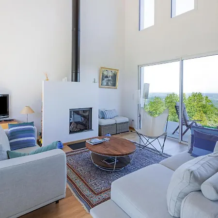 Vakantiehuis Tranquil Holiday In With Terrace *