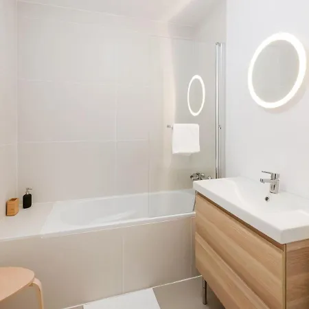 Vakantiehuis Tranquil Holiday In With Terrace *