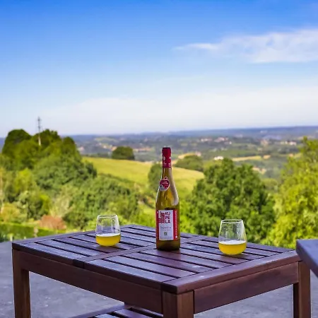 Tranquil Holiday In With Terrace Vakantiehuis Bardos