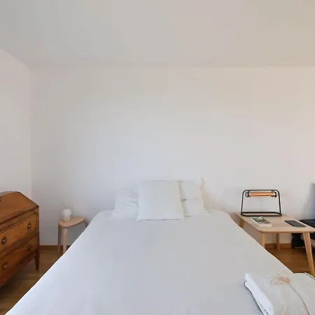 Tranquil Holiday In With Terrace Bardos