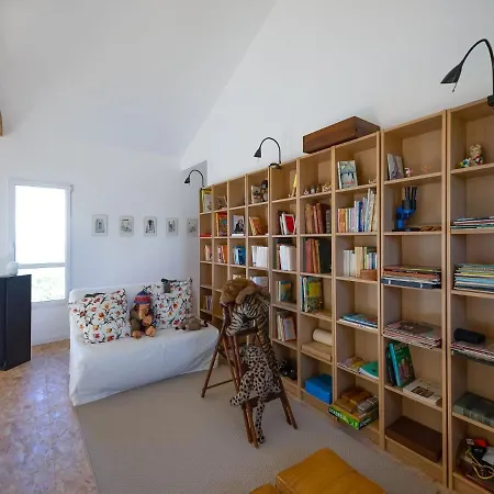 Tranquil Holiday In With Terrace Bardos