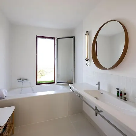 Tranquil Holiday In With Terrace